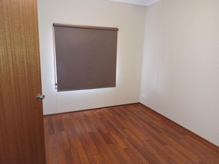 Neat 1 bedroom unit - Photo 2