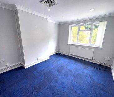2 bedroom maisonette to rent - Photo 5