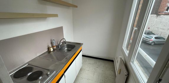 Location Appartement 1 pièce 31m² LILLE 59000 - Photo 2