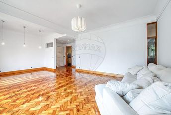 Apartamento T3 em Lisboa