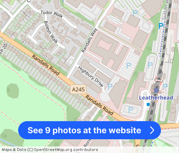 Highbury Drive, Leatherhead, Surrey, KT22 - Photo 1