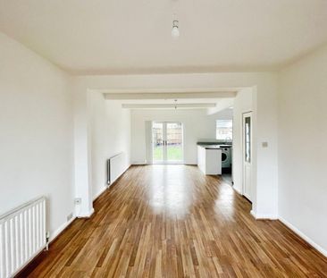 3 bedroom House To Let - Photo 3