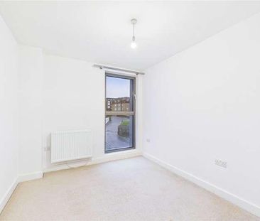 Cromwell Road, Redhill, Surrey, RH1 - Photo 5