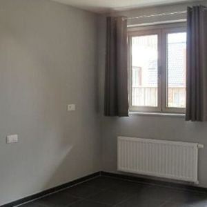 Appartement te huur in Kortrijk voor € 770 met 1 slaapkamer - Foto 2