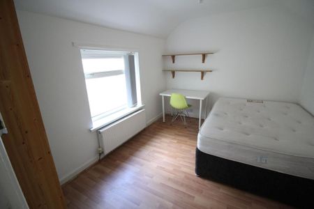 7 bedroom terraced house to rent - Photo 5