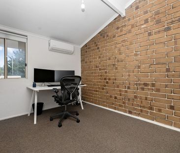 Three Bedroom at Rear of Quiet Complex, Close to Amenities - Photo 3