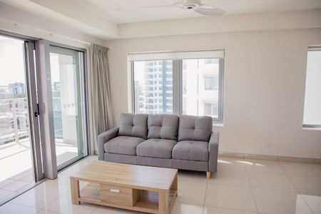 1201/31 Woods Street, Darwin City, NT 0800 - Photo 3