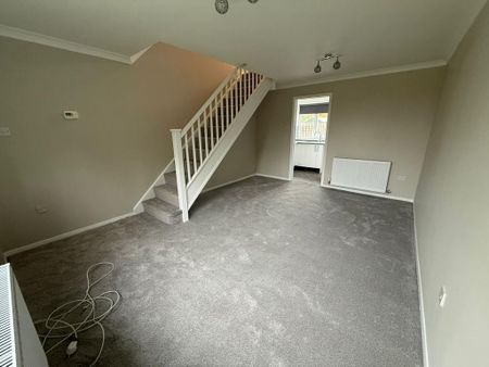 2 bedroom terraced house to rent - Photo 4