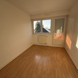 Location Appartement 2 pièces 39m² ORLEANS 45100 - Photo 2