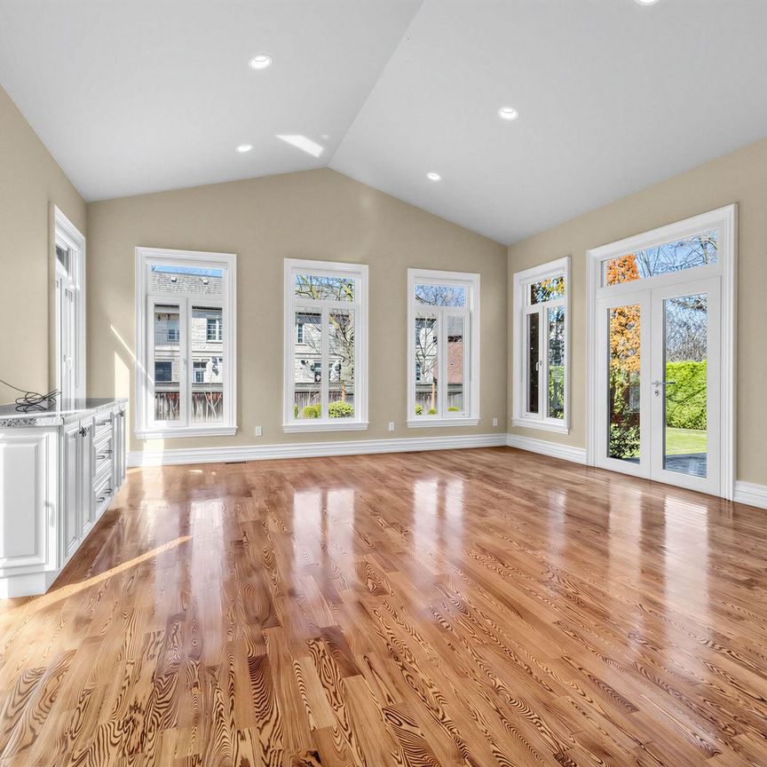 For Lease - 8 Colvestone Road, Toronto, Ontario - Photo 1