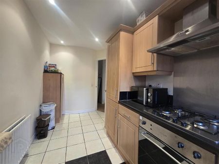 88 The Cloisters, Belfast, BT7 1GQ - Photo 2