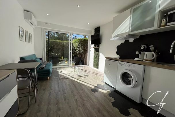 À louer – Studio meublé avec rez-de-jardin – Fréjus-Plage - Photo 1