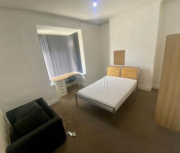 4 bedroom house to rent - Photo 6