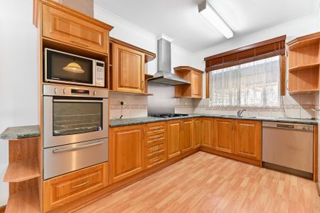 4 Harcourt Street, Ashwood - Photo 5