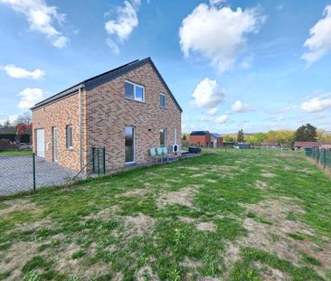 Huis te huur in Noiseux voor € 900 met 3 slaapkamers - Photo 3