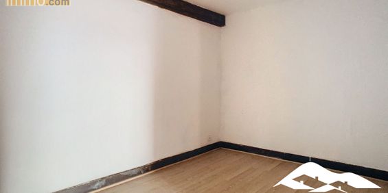 Location Appartement 1 pièce 31m² THIERS 63300 - Photo 3