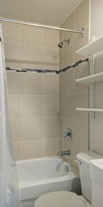 Loft entièrement meublé à louer Saint-Jean-Baptiste mai 2026 - Photo 3