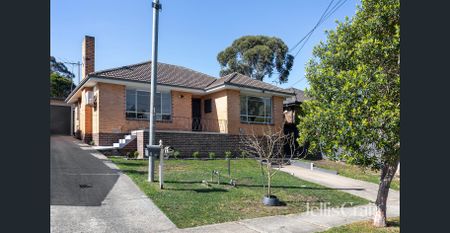 Bright, Stylish Living in a Convenient Location - Photo 5