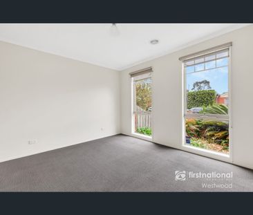 24 Fiona Court, Werribee, Vic 3030 - Photo 4