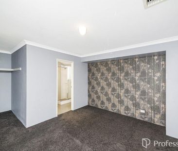 🏡 Cozy Byford Rental: Affordable & Convenient Living 🌟 - Photo 3