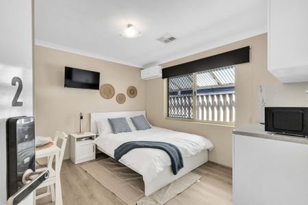 Port Kennedy - Photo 5