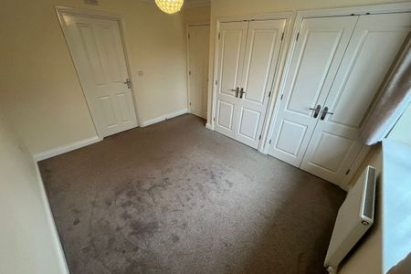Waterloo Close - Photo 3