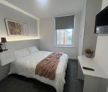 6 bedroom house share to rent - Photo 1