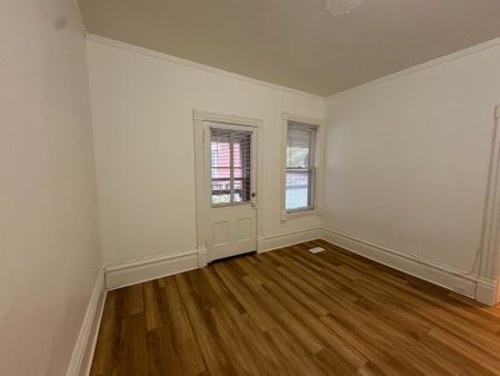 For Lease - 491 Eagle Street Unit# B, Newmarket, Ontario - Photo 2