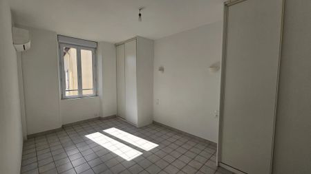 Location Appartement 2 pièces 48m² NARBONNE 11100 - Photo 2