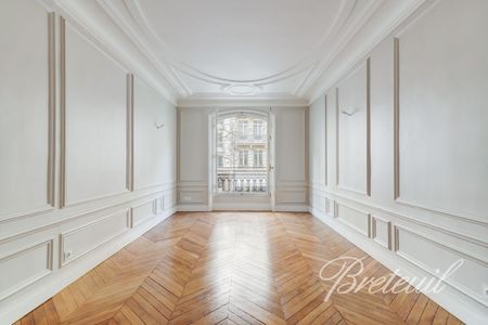 Tout savoir sur cet appartement dans le quartier Chaillot, à Paris 16ème - Photo 2