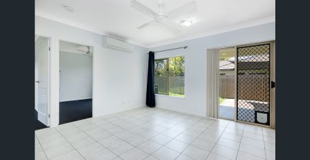 Ideal Family Home - Photo 2