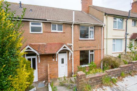 4 bedroom terraced house to rent - Photo 2