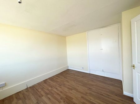 Maplestead Road, Dagenham, RM9 4XU - Photo 3