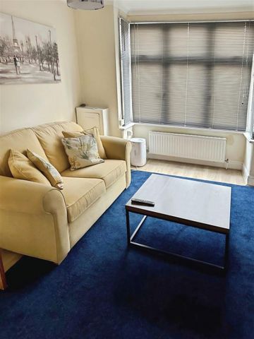 Liverpool Road, Watford - Photo 3