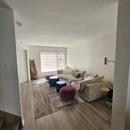 Semi-Detached new build house for rent - Photo 4