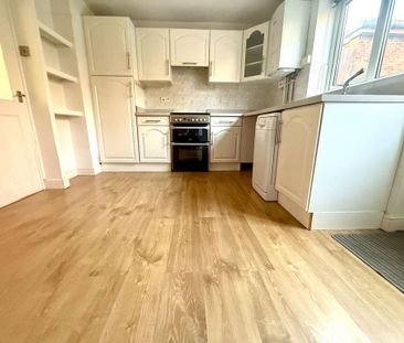 2 bedroom semi-detached house to rent - Photo 1