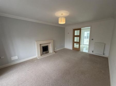 4 bedroom house to rent - Photo 2