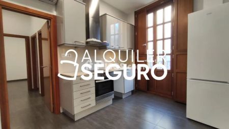 Piso en alquiler en Ciutat Vella - Photo 4