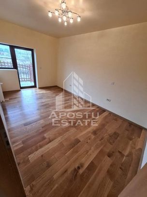 Jumatate de duplex de inchiriat, curte proprie, Ghiroda - Photo 1