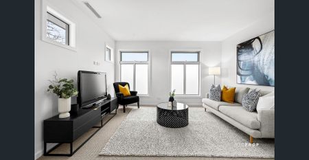 Luxury Family Living in Prime Bulleen Location - Photo 4