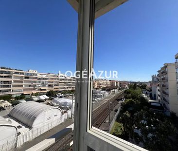 Location Appartement 1 pièce 32m² VALLAURIS 06220 - Photo 6