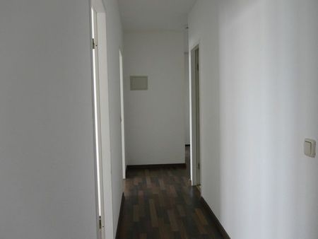 ﻿Schöne 3-Zimmer-Wohnung mit Balkon in Maintal-Bischofsheim zu vermieten - Foto 3