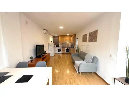 Piso de alquiler en Avenida Marina Baixa, 44, Cala de Finestrat - Photo 2