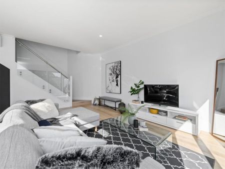 2/14 Ruthven Place - Photo 2