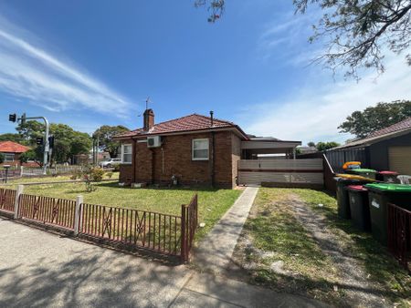 Just Listed - Cosy home, Handy location - Photo 3