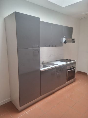 A LOUER Appartement 50000 Saint-Lô 1 chambre 62.30 m² - Photo 4