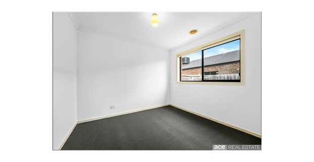 Spacious 4 Bedroom Home for Rent - 57 Solitude Crescent, Point Cook - Photo 1