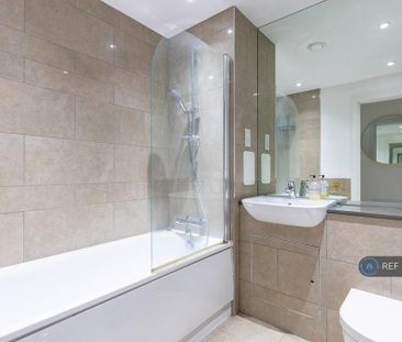 2 bedroom flat to rent - Photo 6