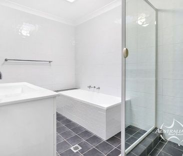 Tidy 3 Bedroom townhouse - Photo 4