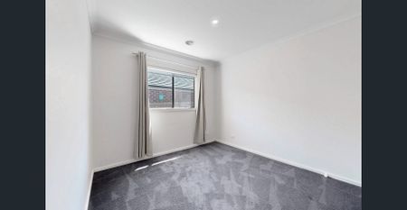 3 Allure Dr, Greenvale, Vic 3059 - Photo 2